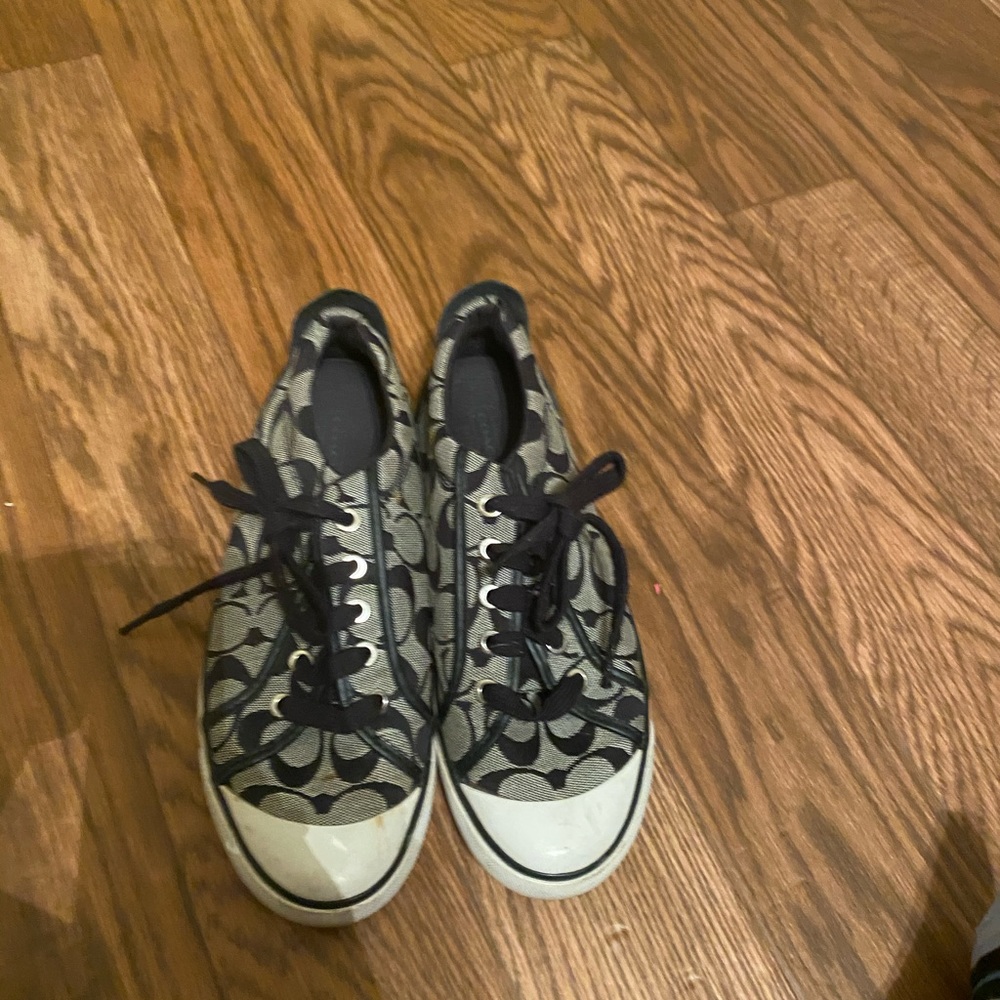 Coach shoes - Picture 2 of 4